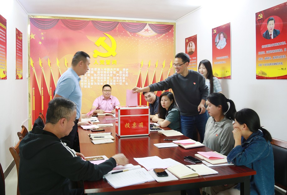 1731052316185346.jpg 1731052316185346.jpg